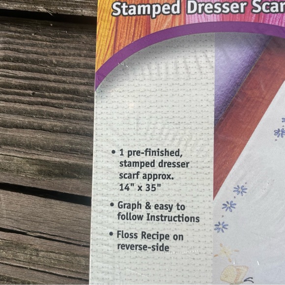 JANLYNN VINTAGE STAMPED DRESSER SCARF PANSY & BUTTERFLY PATTERN CROSS STITCH - Picture 3 of 5